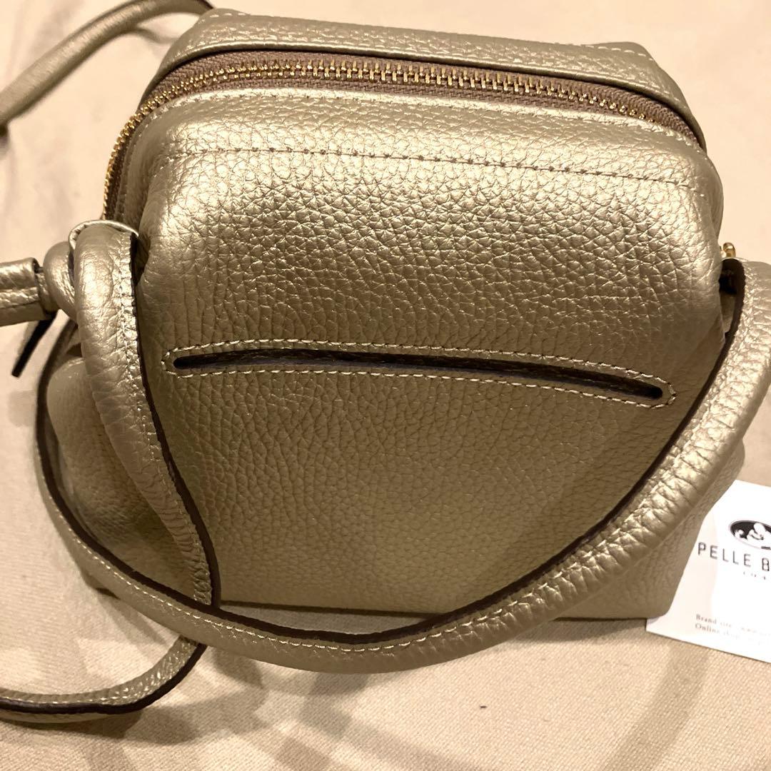 ペレボルサ　PELLEBORSA ショルダー未使用美品