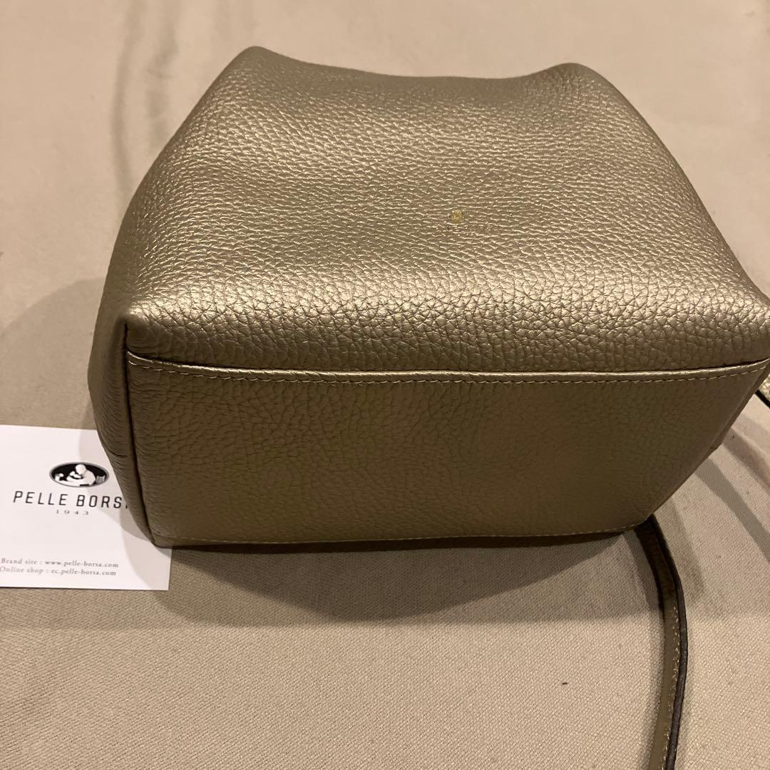 ペレボルサ　PELLEBORSA ショルダー未使用美品