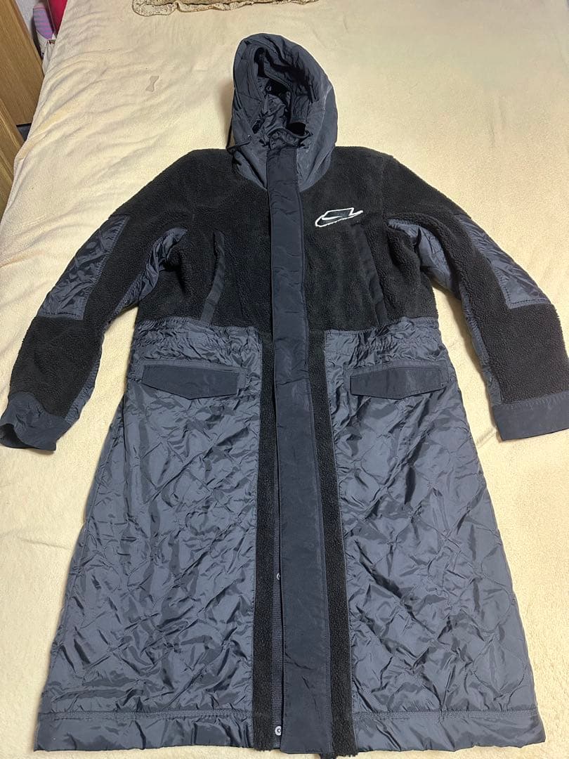 【未使用】NIKE ナイキ キルティングロングコート　Mサイズ