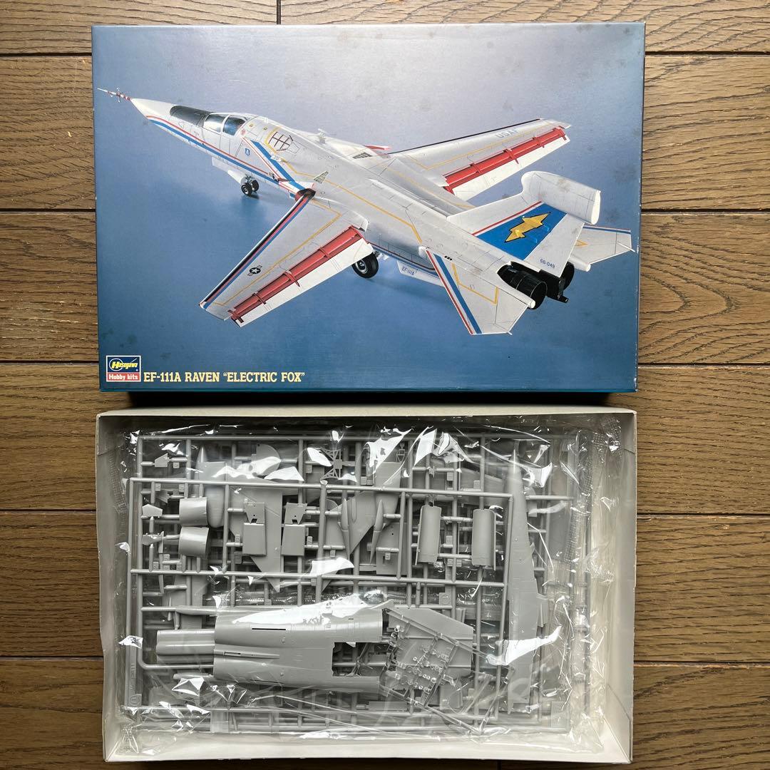 アメリカ軍機4機及びオーストラリア軍F111Cプラモデル