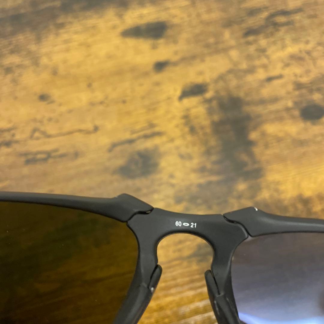 オークリーBADMAN 偏光DarkCarbon/MatteBlack