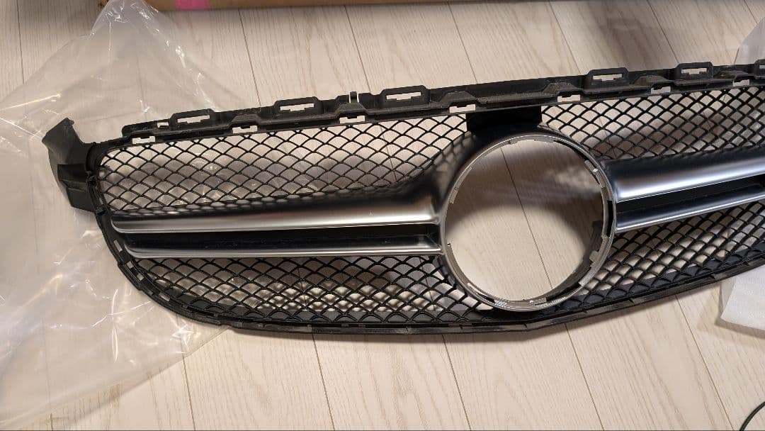 AMG フロントグリル w205 c63s　前期 純正