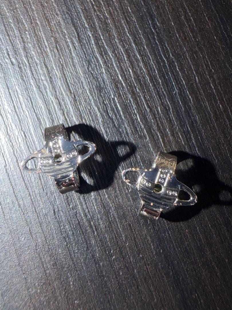 Vivienne Westwood ヴィヴィアン ピアス 両耳