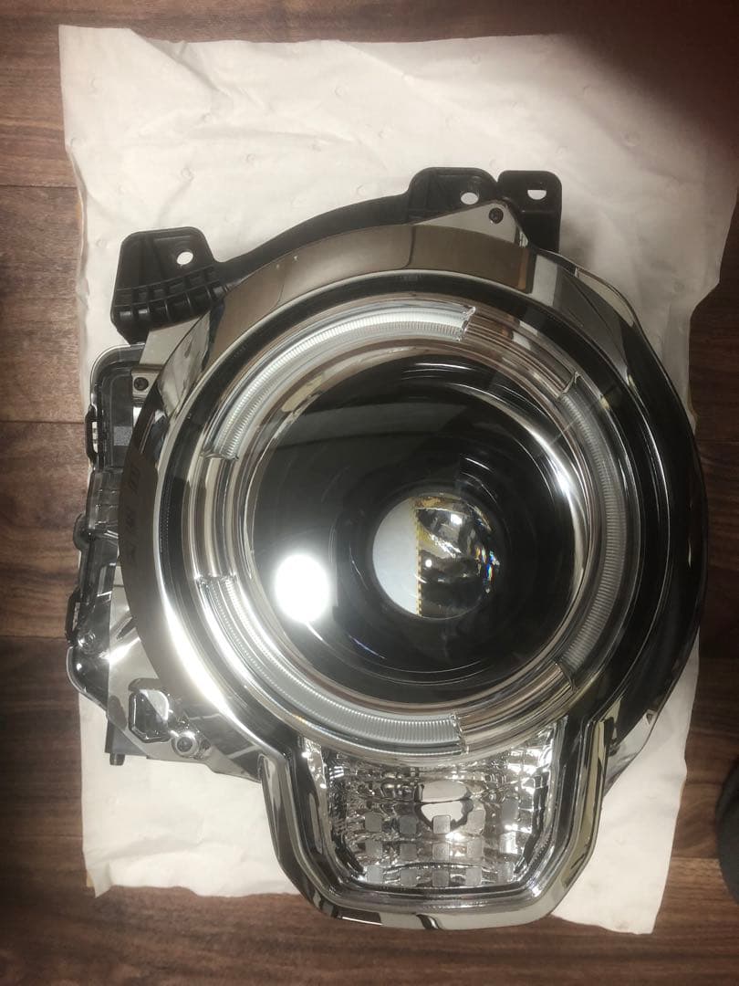 スズキ ハスラー MR92S LEDヘッドライト 左 ICHIKOH1985