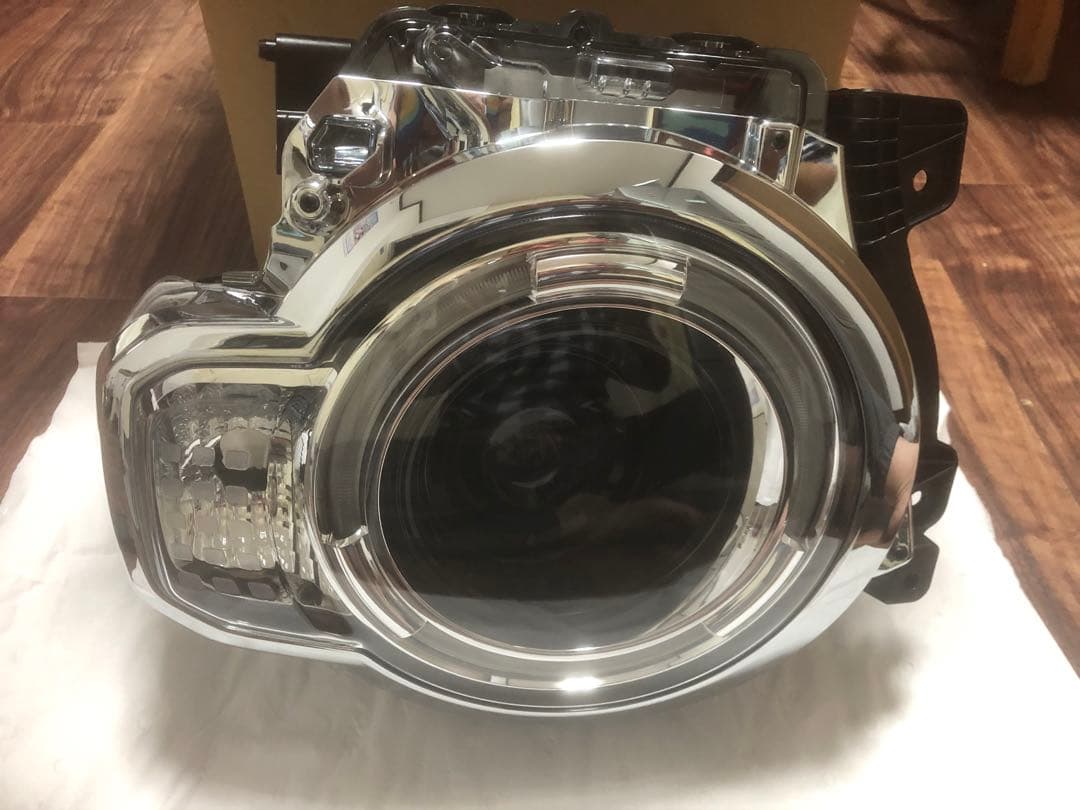 スズキ ハスラー MR92S LEDヘッドライト 左 ICHIKOH1985