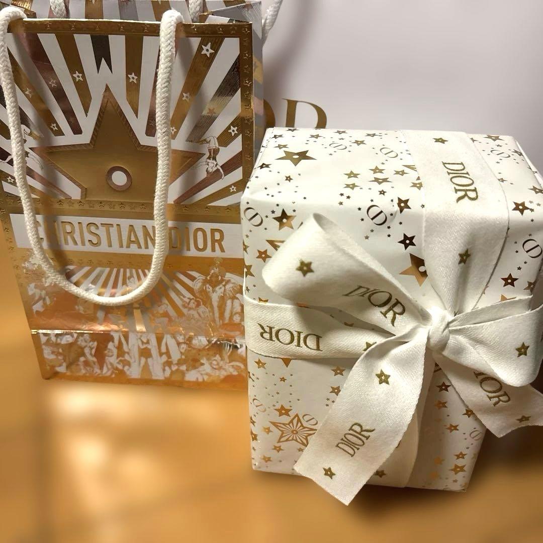 ディオール　クリスマスオファー　ホリデー　ポーチ