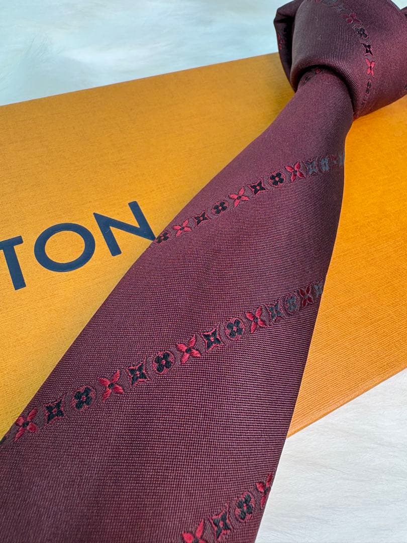 【早い者勝ち】LOUIS VUITTON ルイヴィトン ネクタイ モノグラム