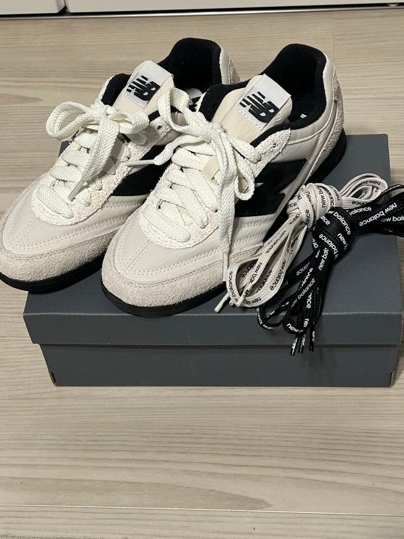 hr。【New balance】niko and... 別注RC42