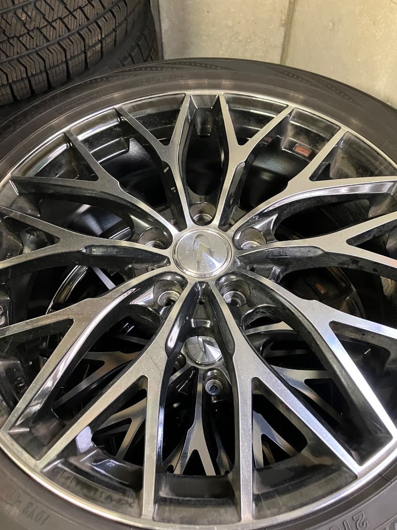 ①レオニスMX 18インチ　7J 114.3 インセット53 2本