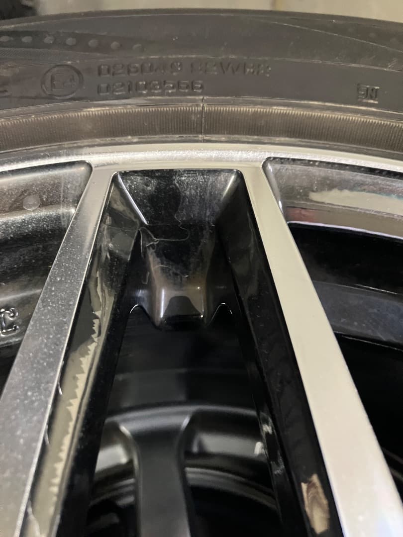 ①レオニスMX 18インチ　7J 114.3 インセット53 2本