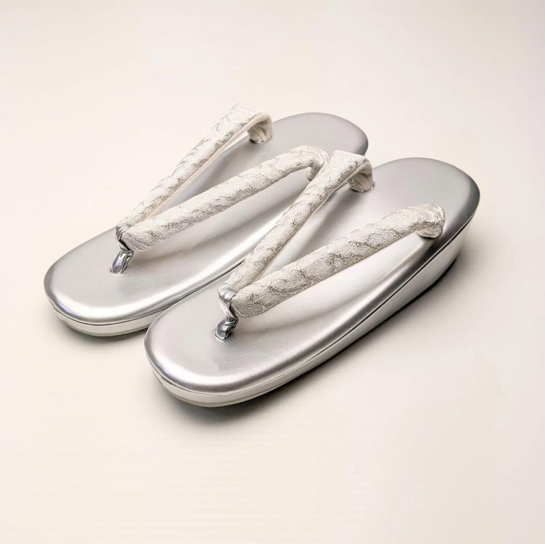 マコ様和装 草履バッグセット フォーマル 帯地 シルバー フリーサイズ u24