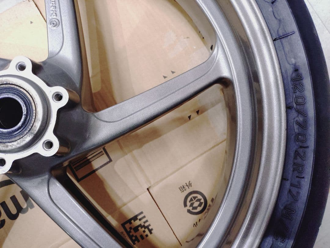 ドゥカティ フロントホイール SS900 モンスターS4 MONSTER916