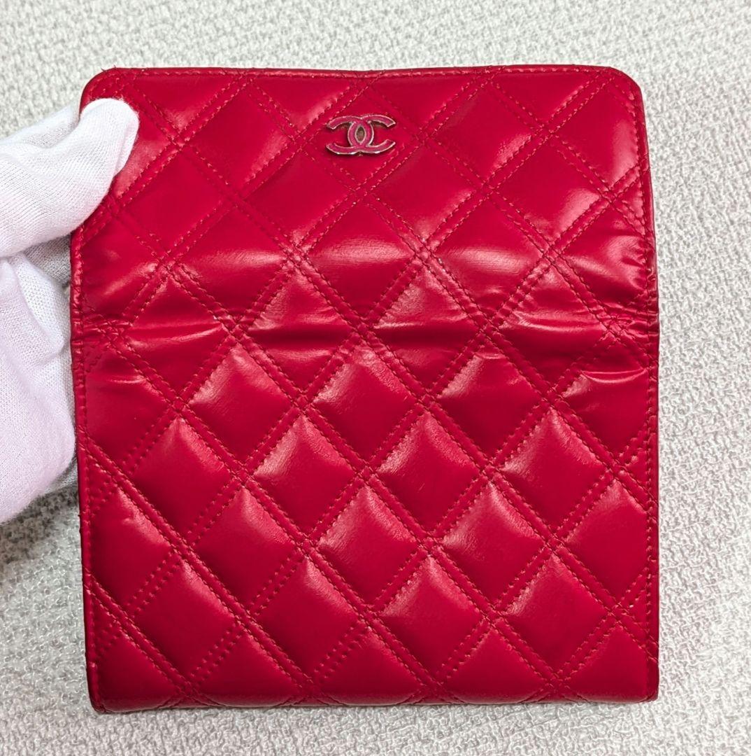 シャネル　赤　ミニ財布　マトラッセ　ラムスキン　チェーンウォレット　ケース