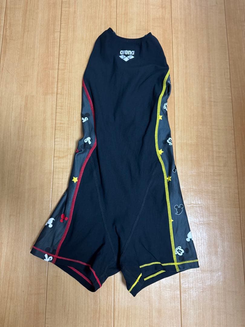 arena ディズニー柄 練習用水着　タフスーツ2026春夏モデル