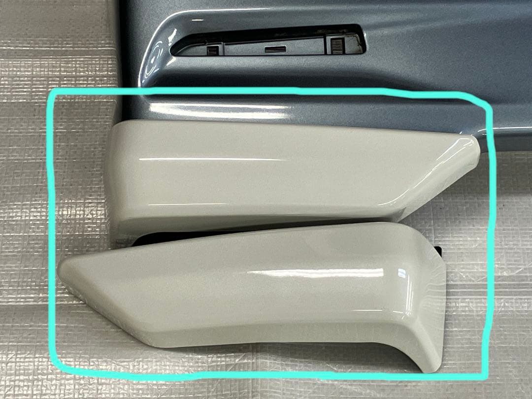 ダイハツ★タントカスタムLA600S純正オプションリアマットガードパールホワイト