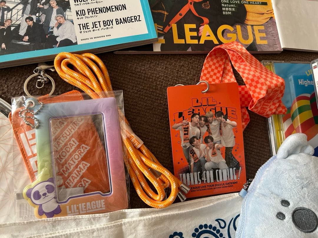 リルリーグ　グッズ　アクスタ　トレカ　Tシャツ　など