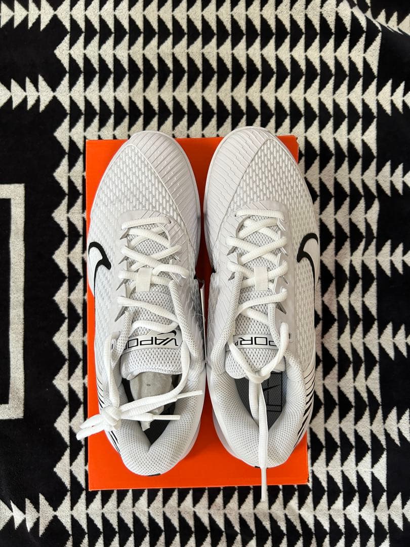 Nike ナイキ　テニスシューズ