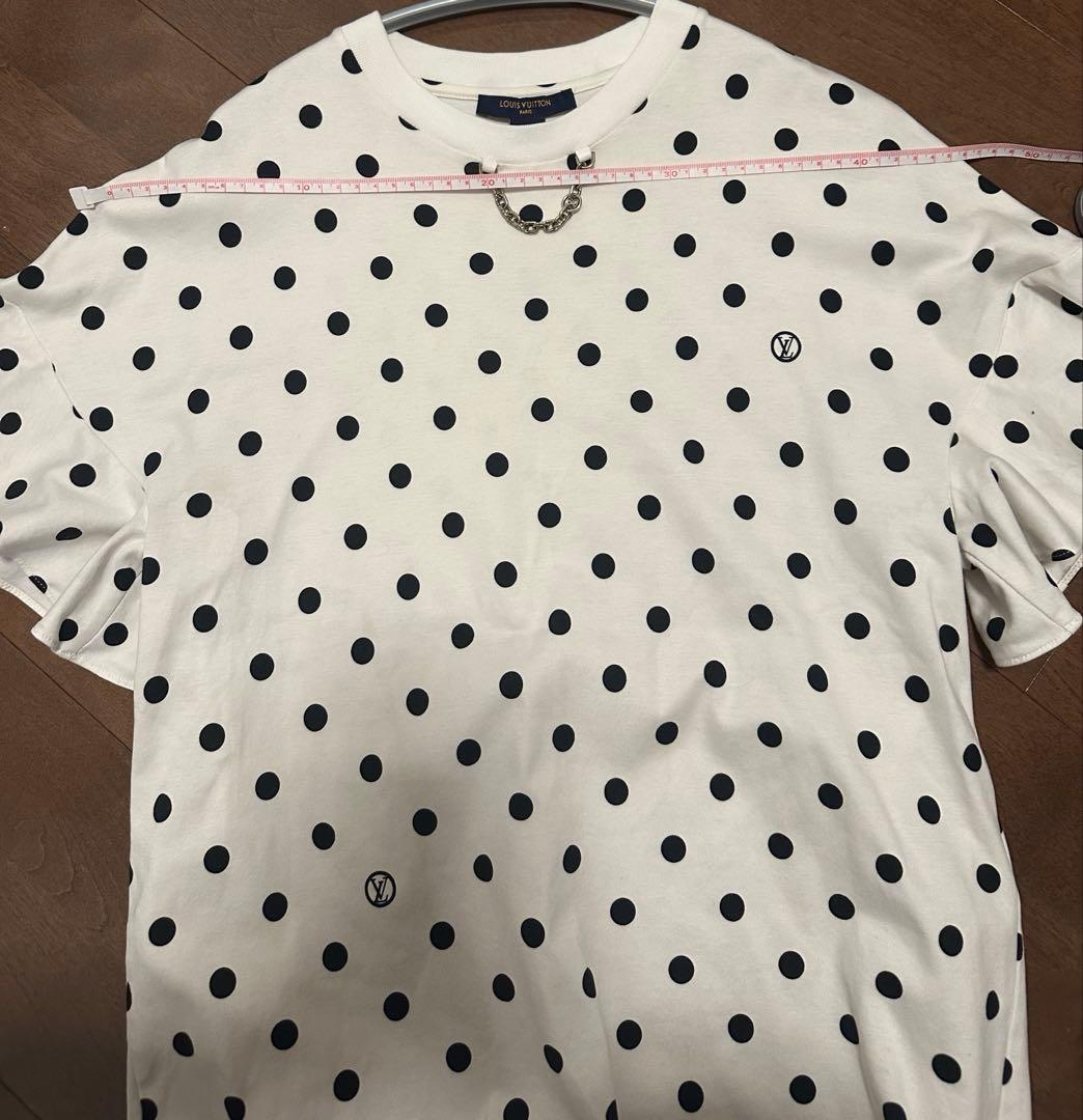 LOUIS VUITTON Tシャツ　元値15万円ほど　着丈Mサイズ相当