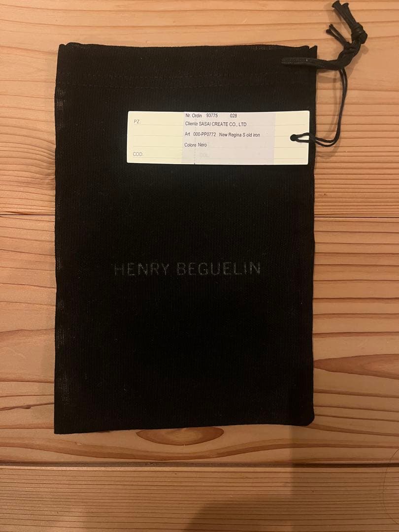 HENRY BEGUELIN エンリーベグリン