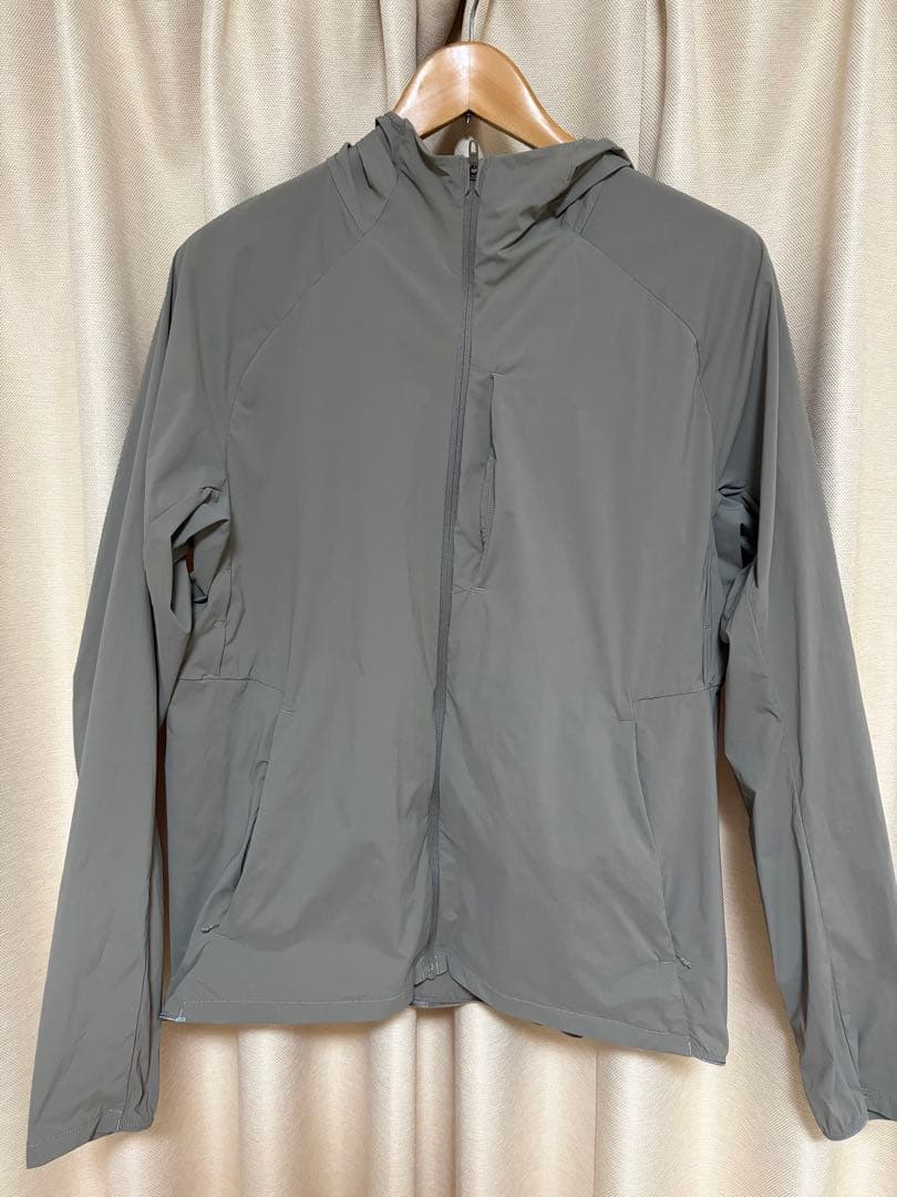 Lululemon ランニング　ジャケット　M