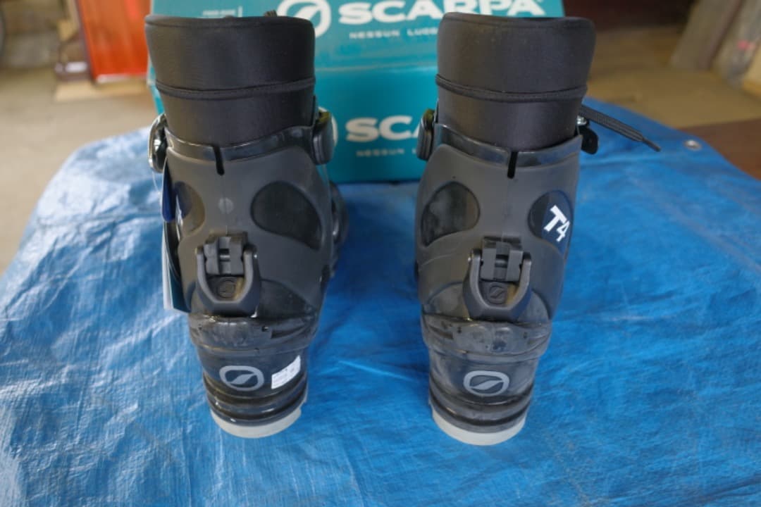 【新品】テレマークスキーブーツ　SCARPA　T4