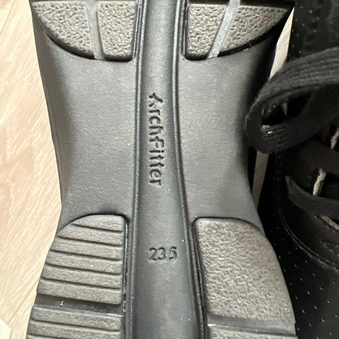 AKAISHI ブラック スニーカー ジッパー付き23.5