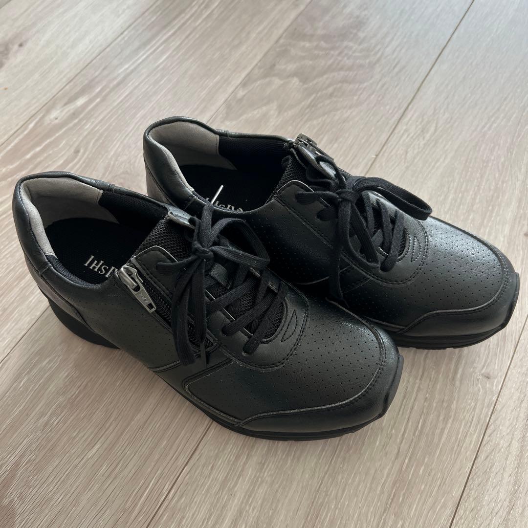 AKAISHI ブラック スニーカー ジッパー付き23.5