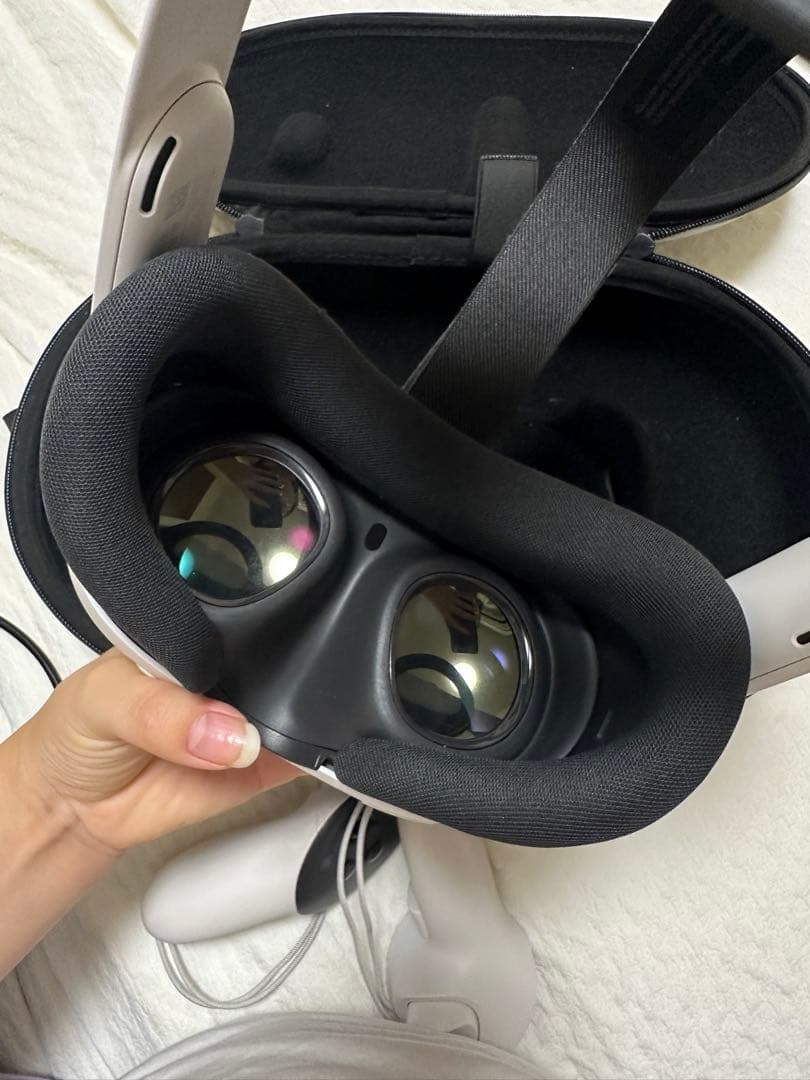  Quest 3 +Elite Strap +専用バッグ　美品・使用少