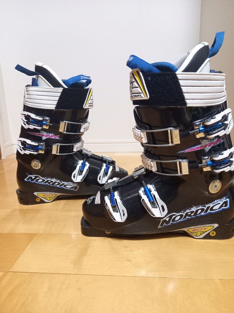 スキー NORDICA DOBERMAN WORLDCUP 130