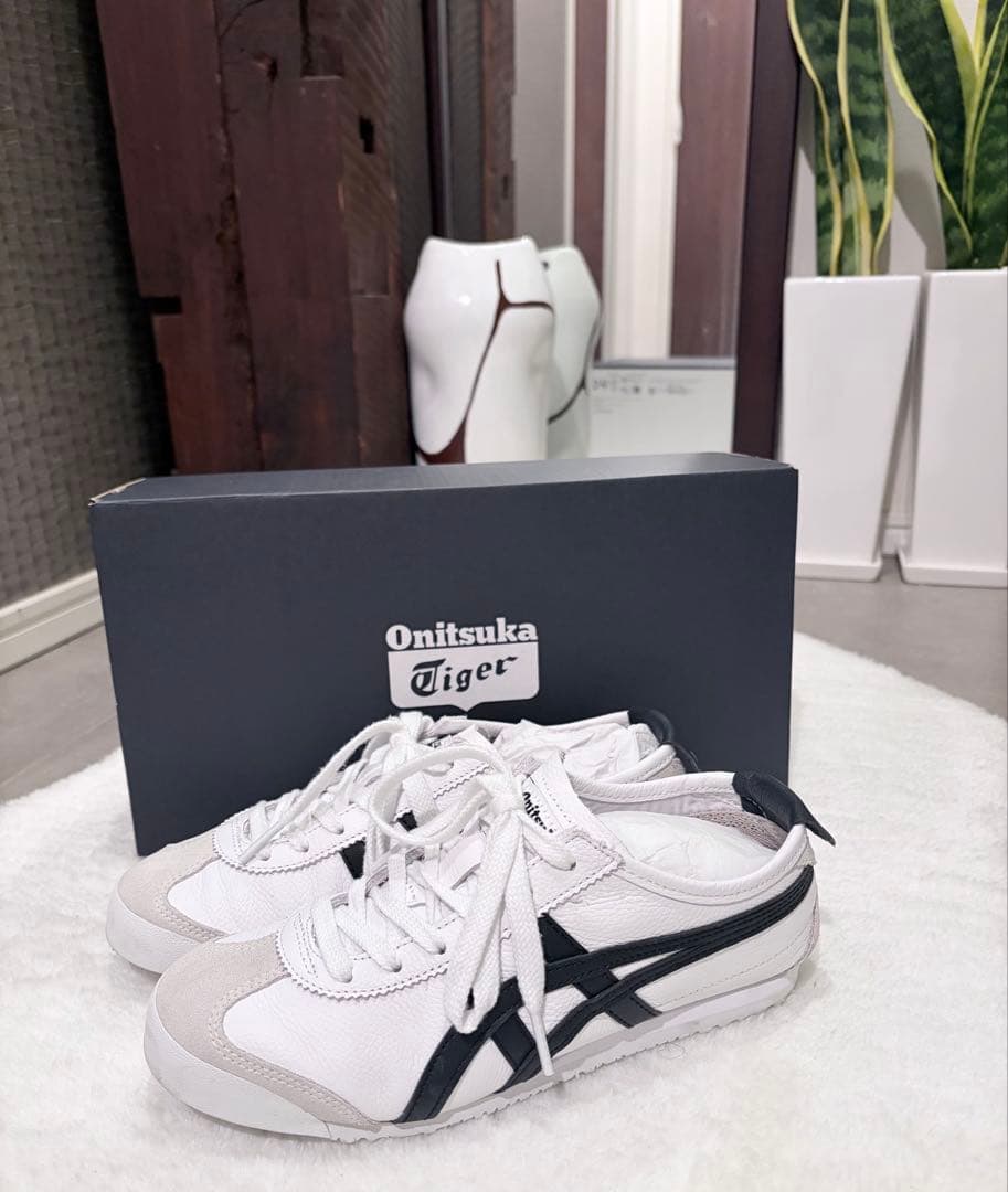 【美品】オニツカタイガー　Mexico66 ホワイト　ブラック　スニーカー　箱付