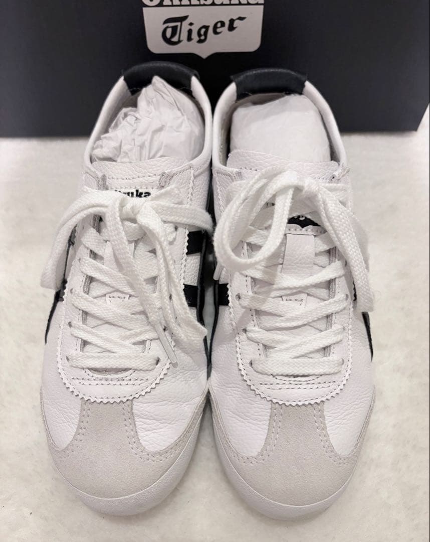 【美品】オニツカタイガー　Mexico66 ホワイト　ブラック　スニーカー　箱付