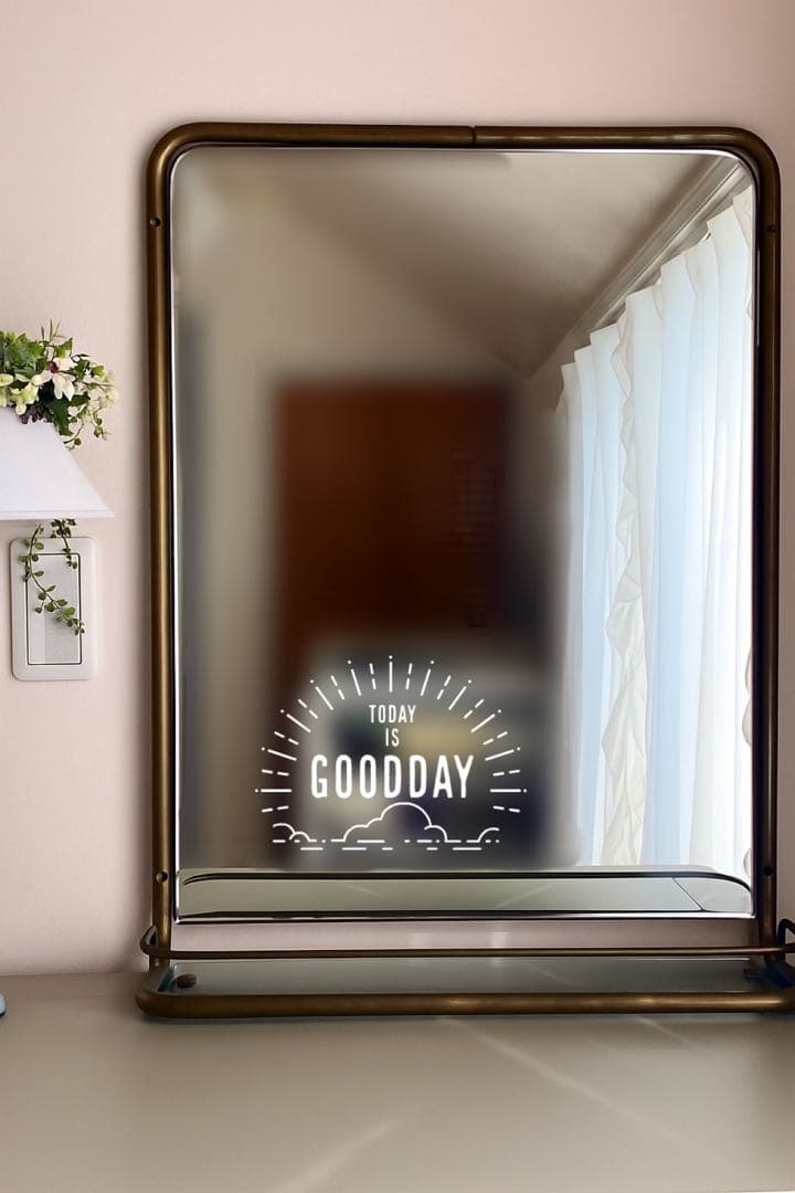 【新品】壁掛け鏡　収納棚付き　アイアン　アンティーク調鏡　ウォールミラー