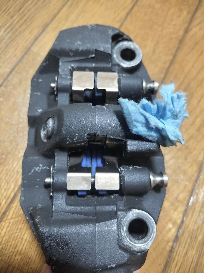 N*o様 Tokico ブレーキキャリパー 黒