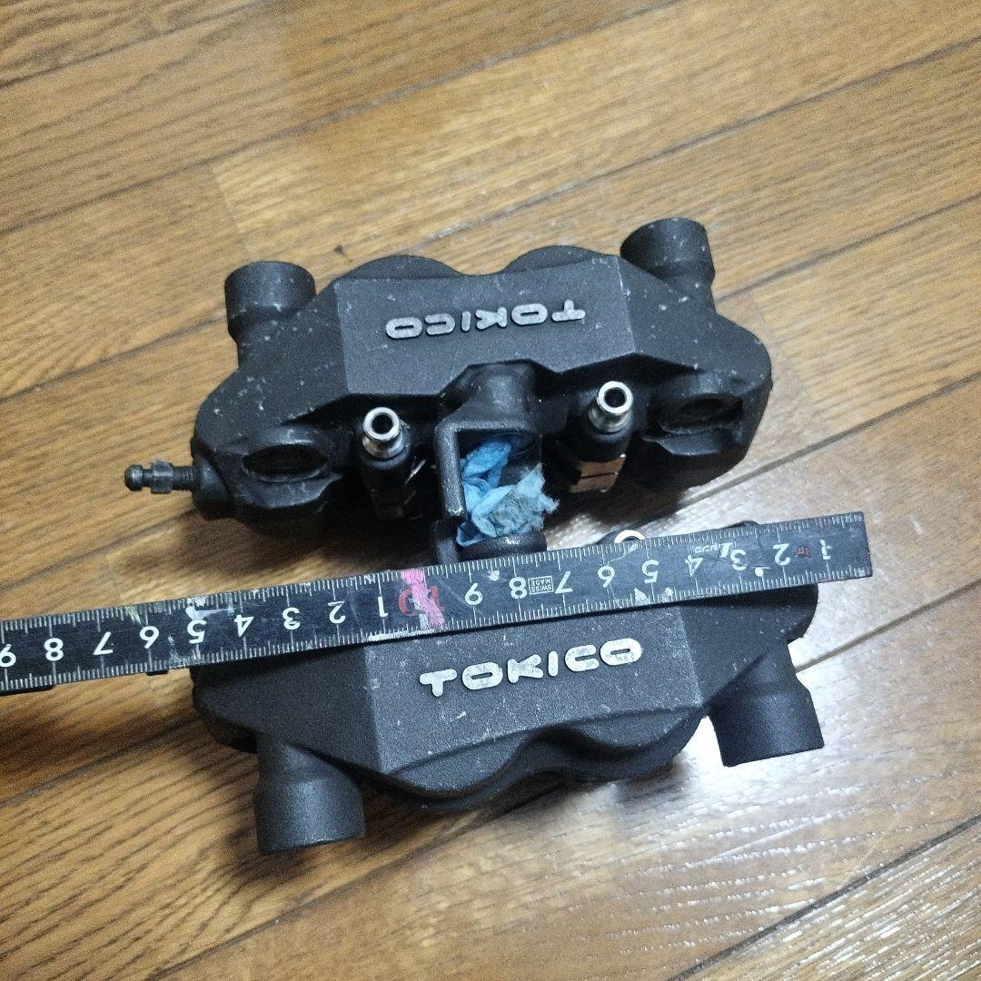N*o様 Tokico ブレーキキャリパー 黒