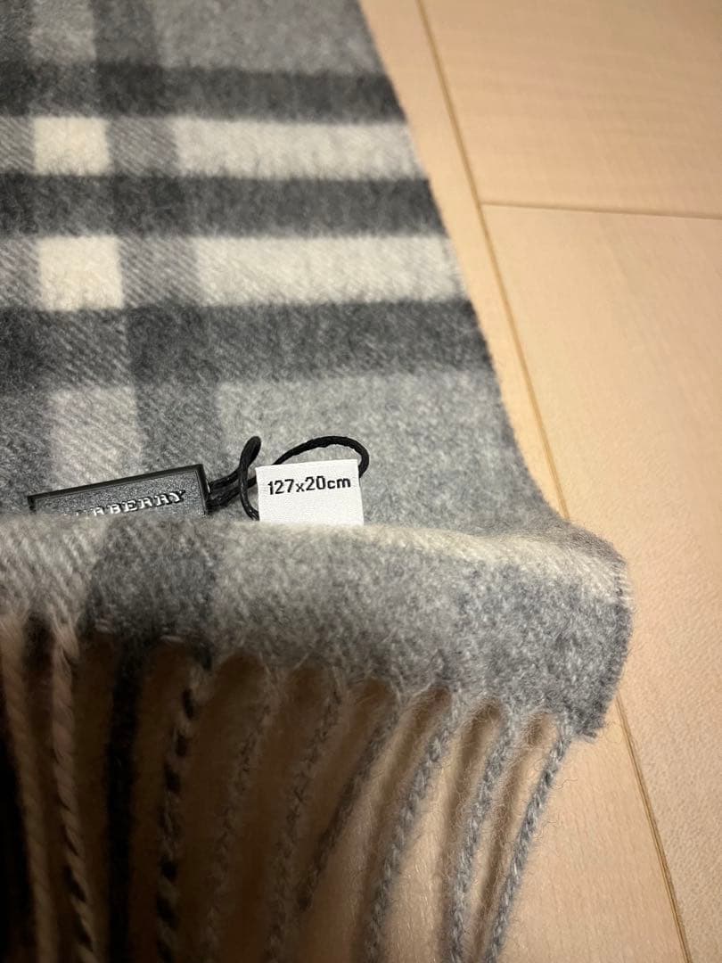 BURBERRY　バーバリー　マフラー　カシミア100％　タグ付き未使用品　小さ