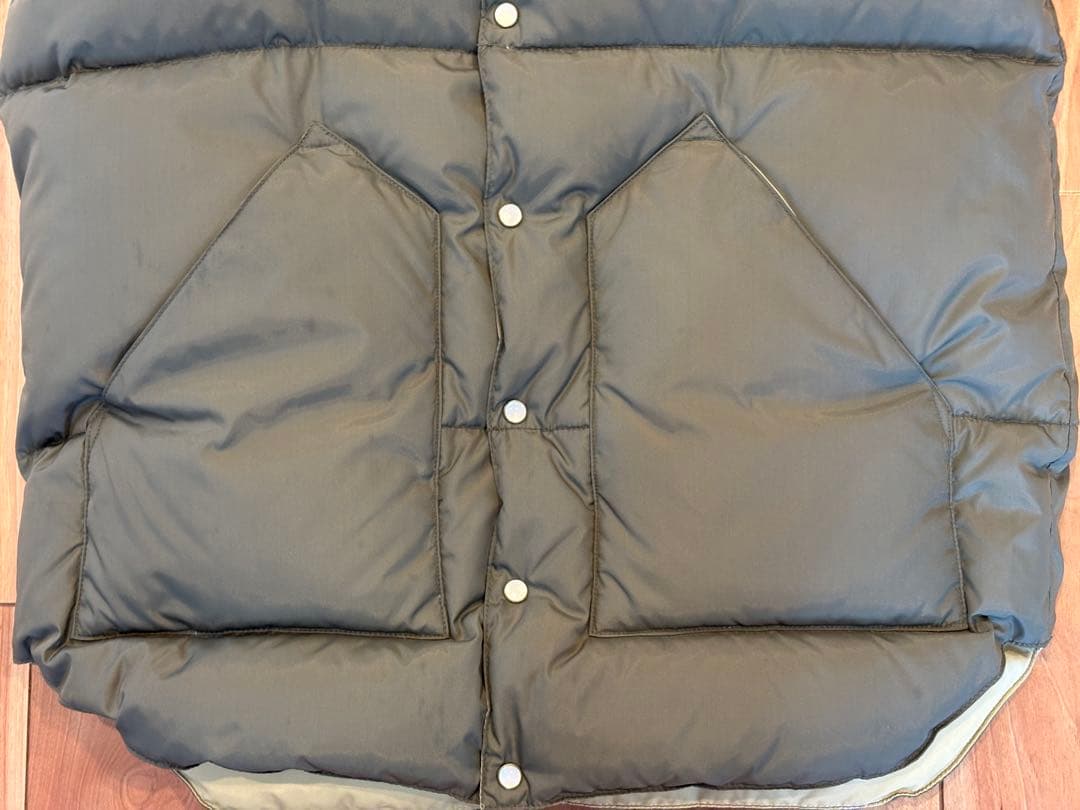 Rocky Mountain Featherbed ダウンベスト40 カーキ