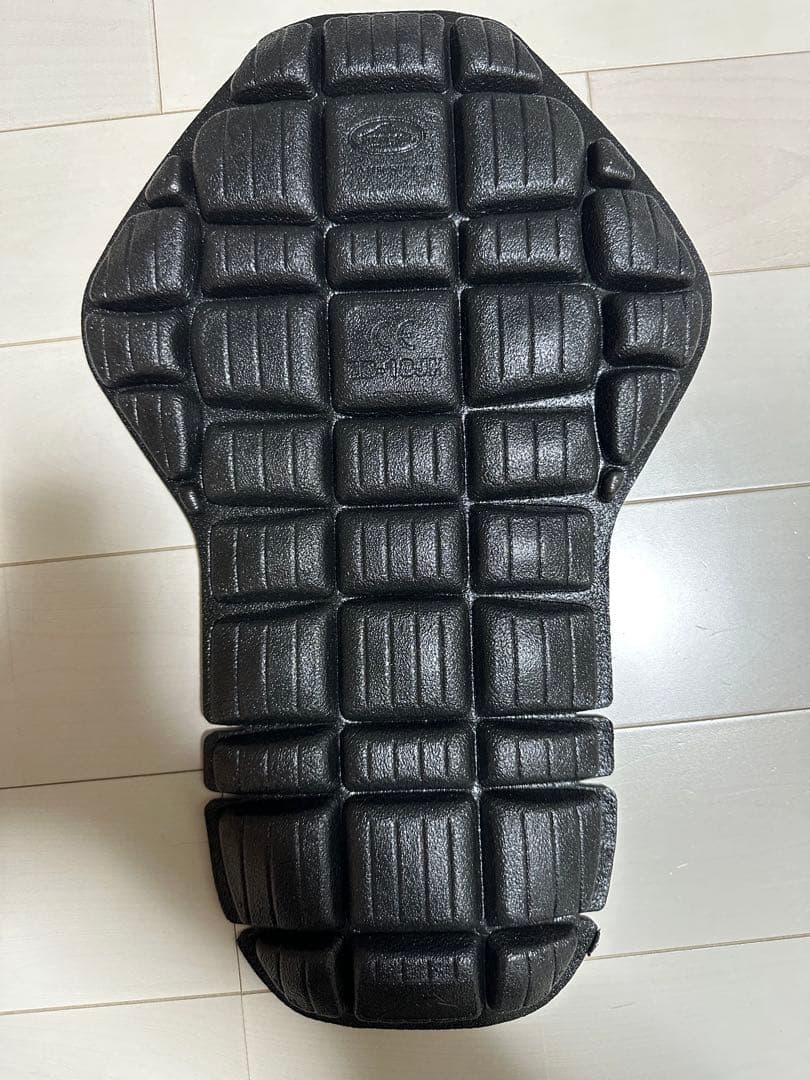 熊えり！！アロフトフードジャケット LLサイズ　脊髄プロテクター付き!