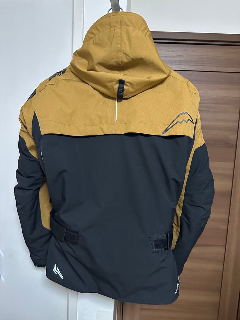 熊えり！！アロフトフードジャケット LLサイズ　脊髄プロテクター付き!