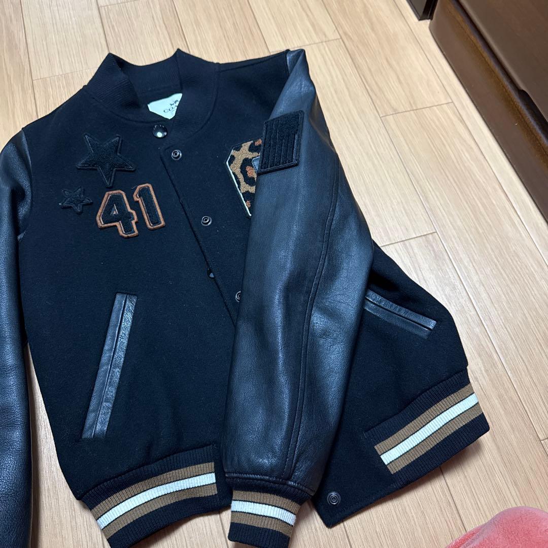 COACH スタジャン ブラック XS