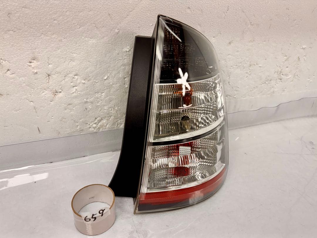 トヨタ プリウス 20系 NHW20 右 LED テール ランプ
