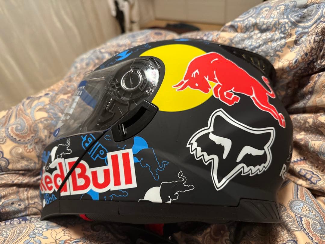 Junjunjun出品Red Bullフルフェイスヘルメット52-60cm