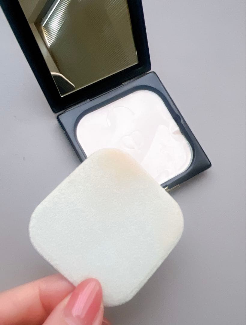 【1度のみ使用】プードルコンパクトエッセンシャルn エレガントスリム