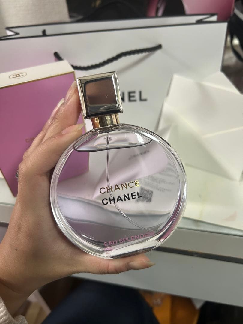 新品・未開封CHANELチャンス オー スプランディド EDP100ml袋付き♡