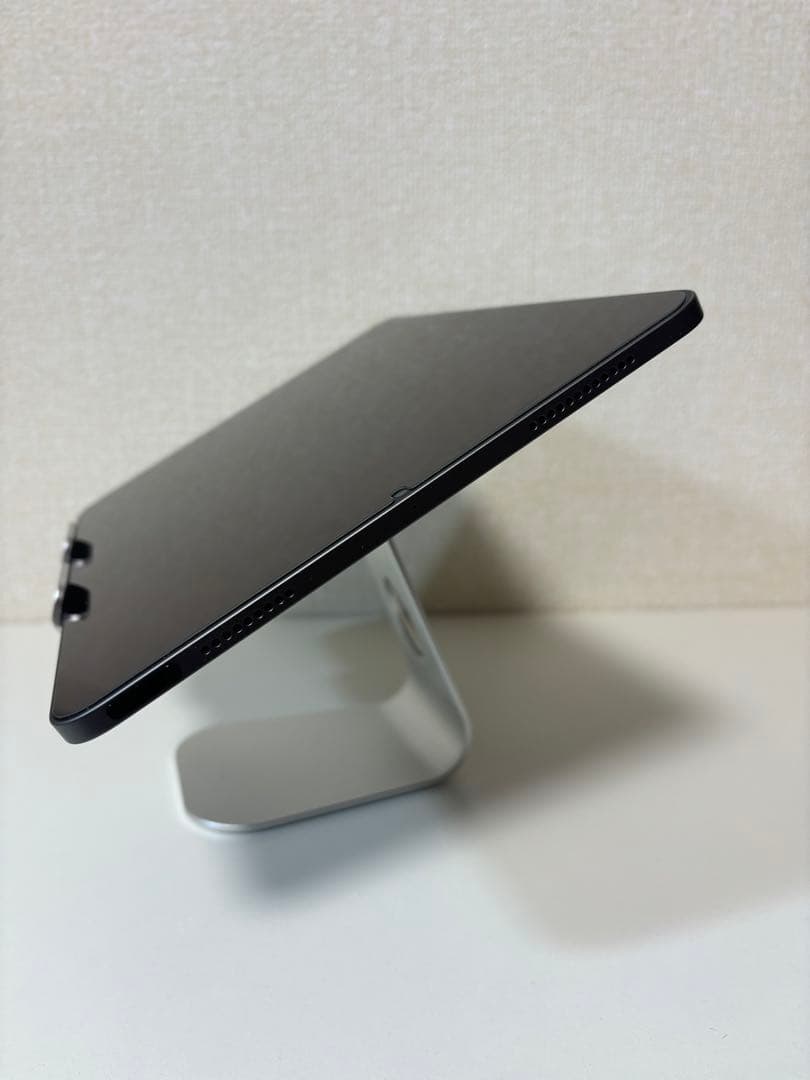 【美品】iPad Air 第5世代 Wi-Fiモデル スペースグレー