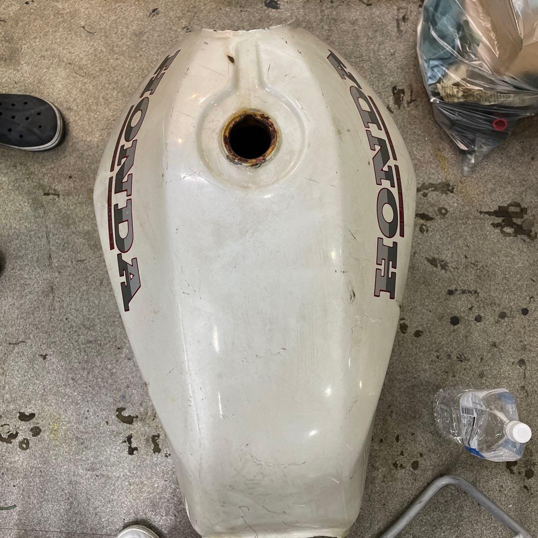 cbx400f おそらく当時物タンク　30年前の物