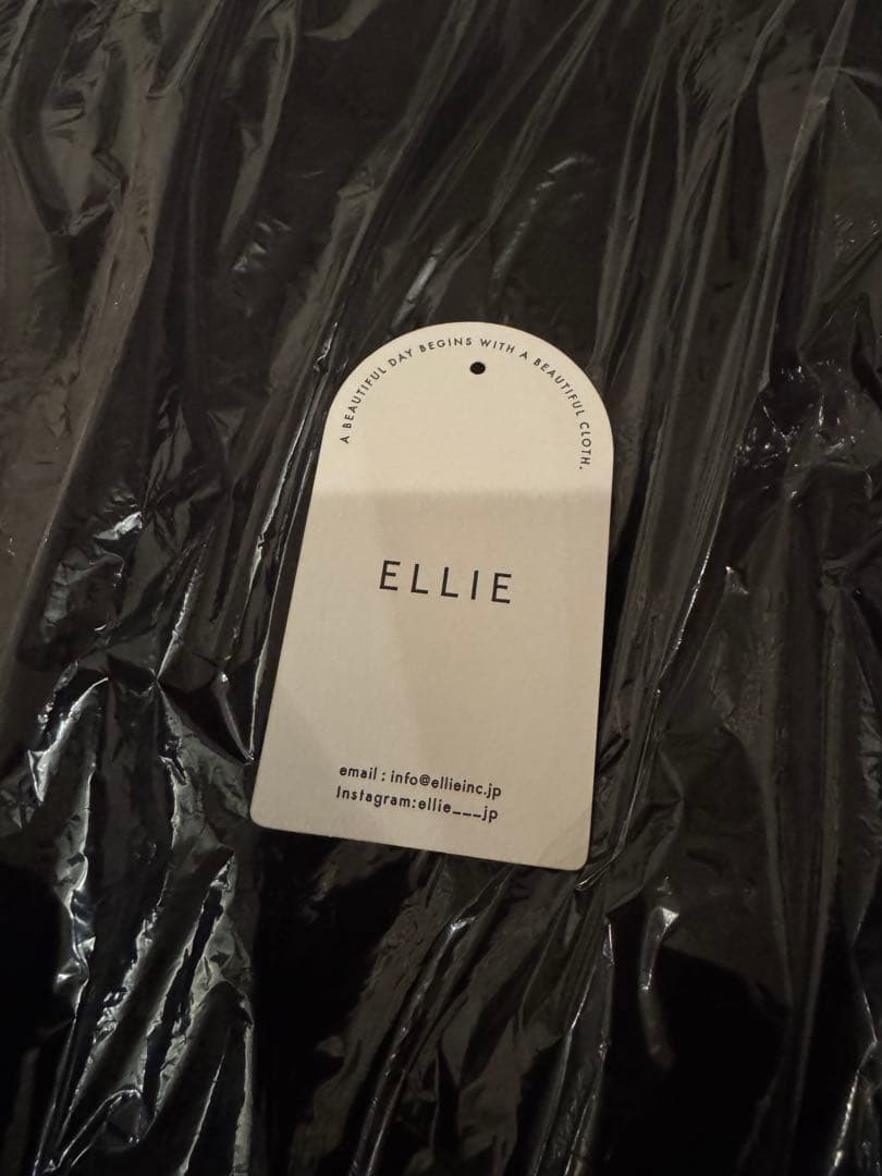 ELLIE ロンパース