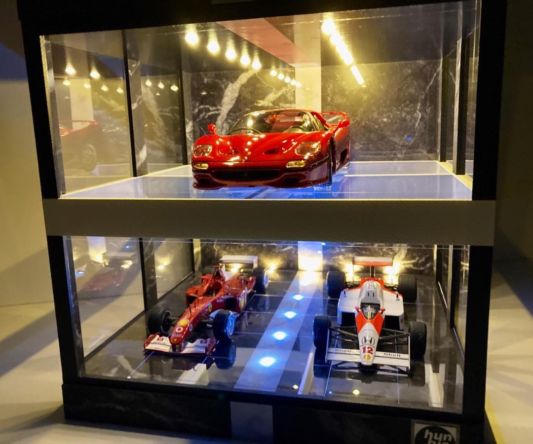 1/18展示4台可・WH&BK・2層式ディスプレーBOX / ネオジオラマ