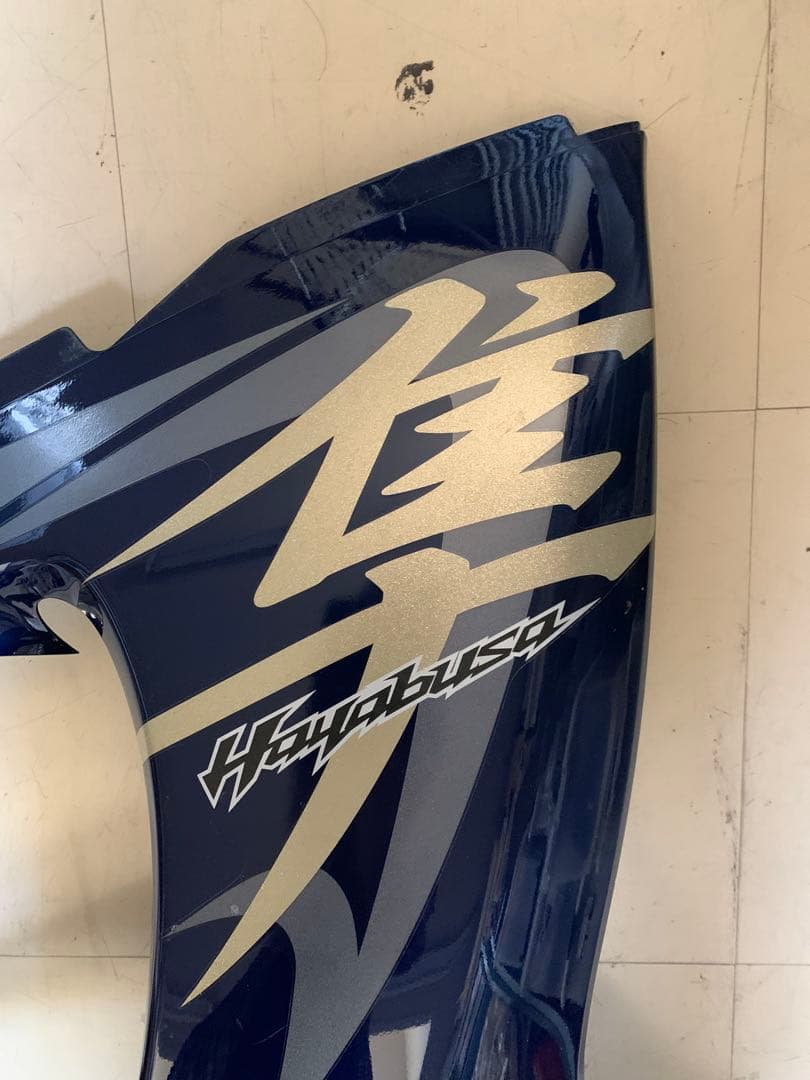 SUZUKI 隼　08年モデル　ダークブルー カウル一式