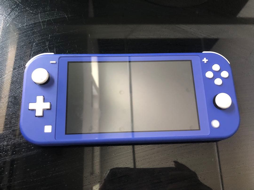保証書保証期間付き 可動確認済みNintendo Switch Lite 142