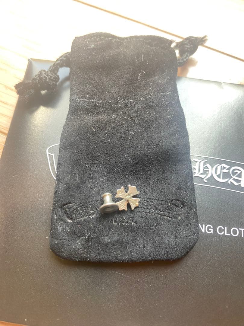 正規品　クロムハーツ　CHプラススタッドピアス
